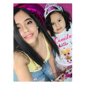 Meet your Posher, Mariela